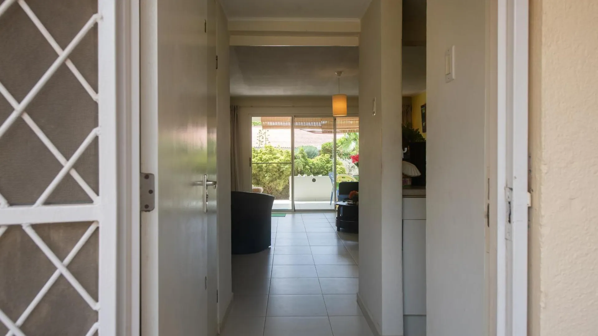 Sweet Escape - Entire Apartment On Private Resort Willemstad