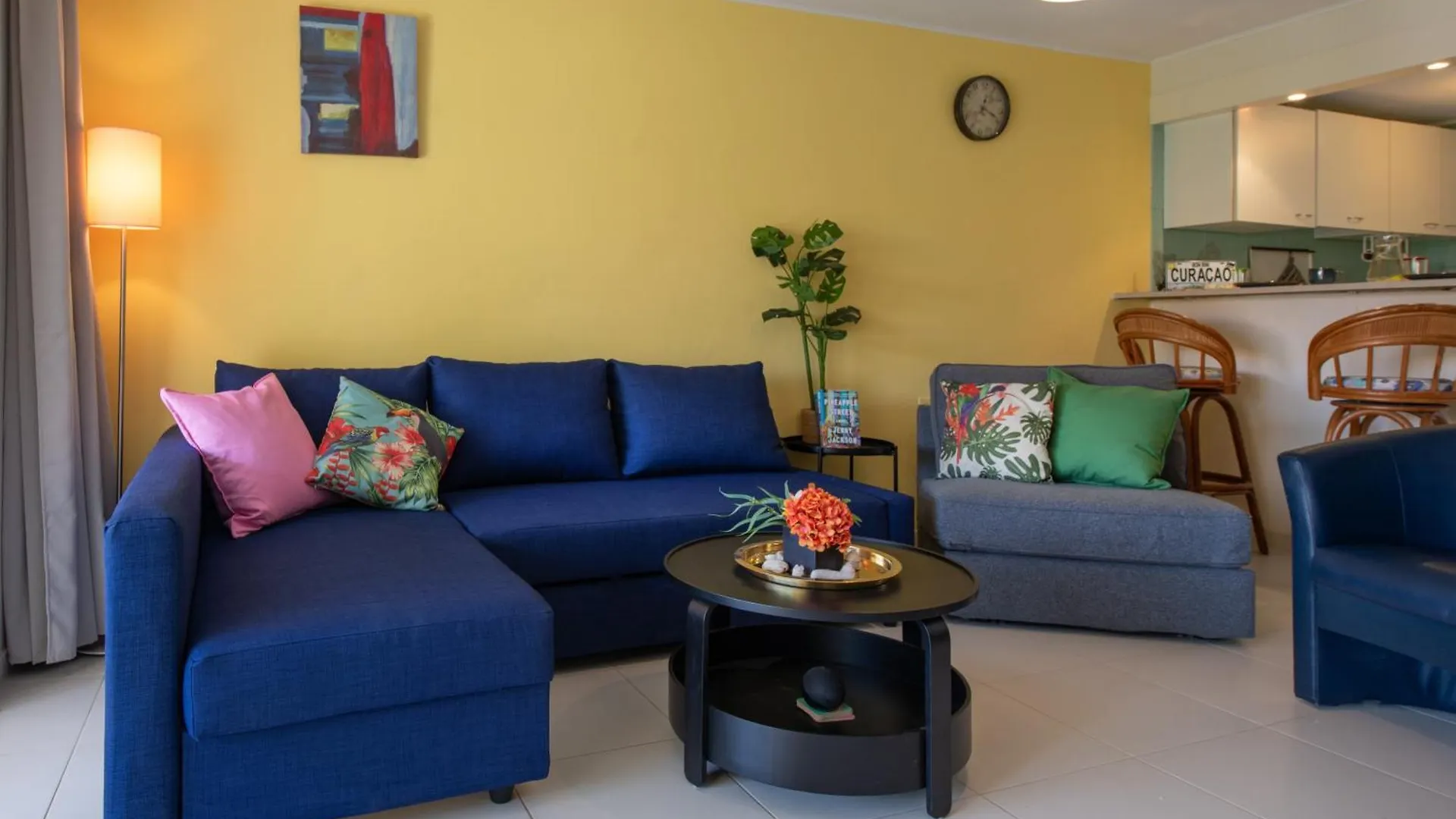 Sweet Escape - Entire Apartment On Private Resort Willemstad