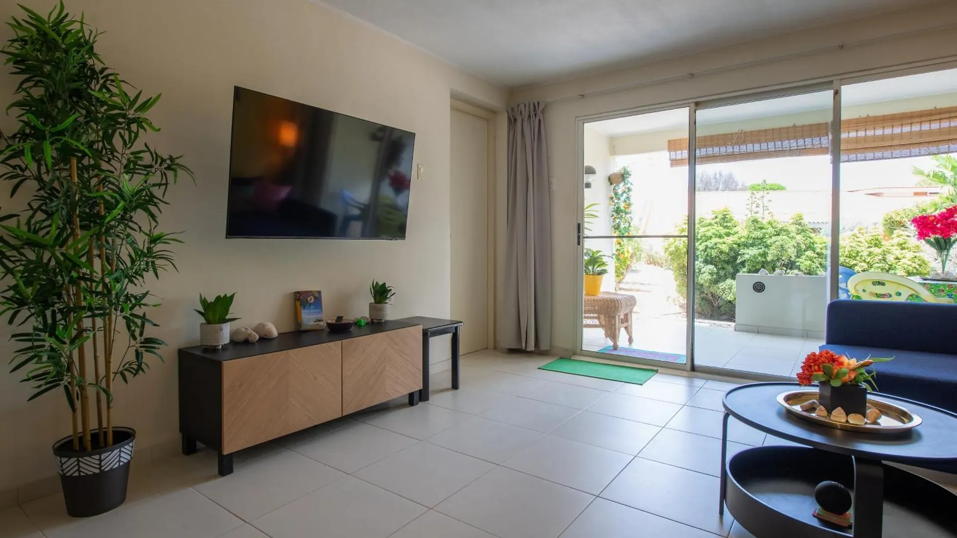 Sweet Escape - Entire Apartment On Private Resort Willemstad Curaçao